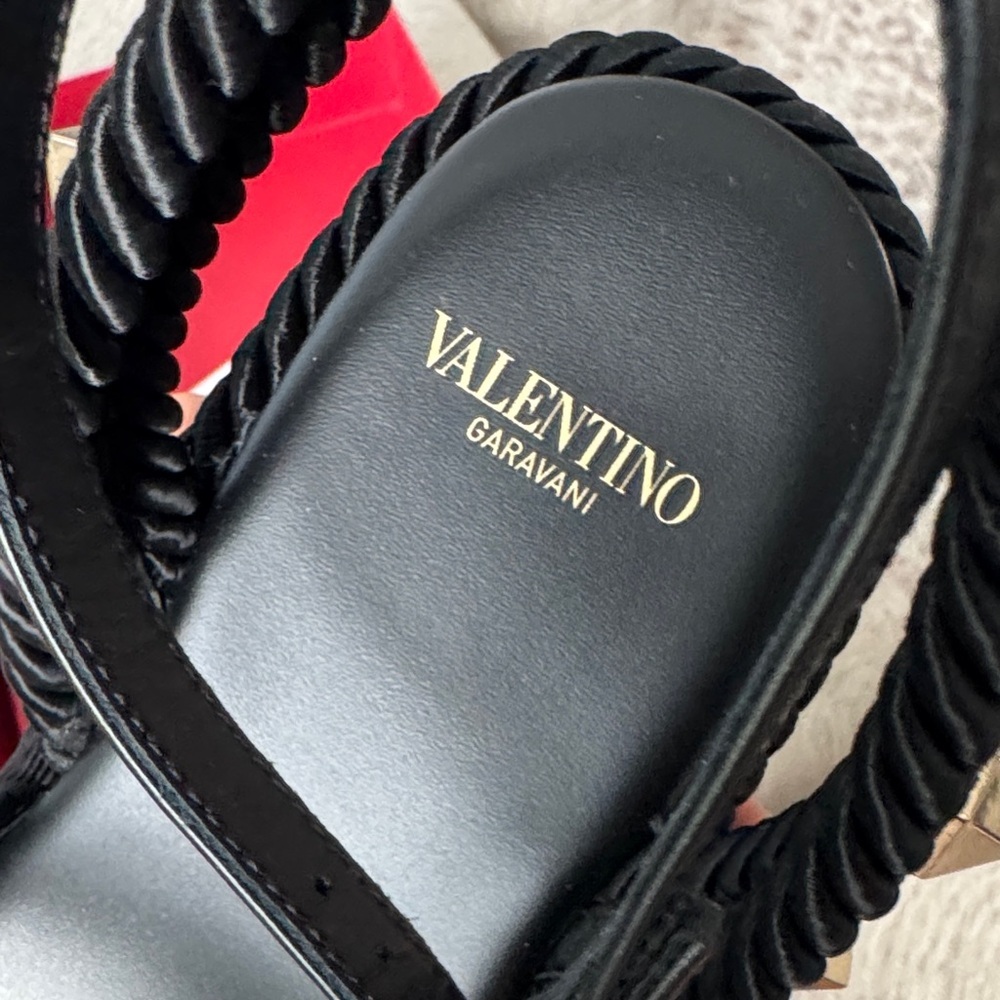NIB VALENTINO GARAVANI Black Studded Sandal espadrilles size 37 - Picture 8 of 12